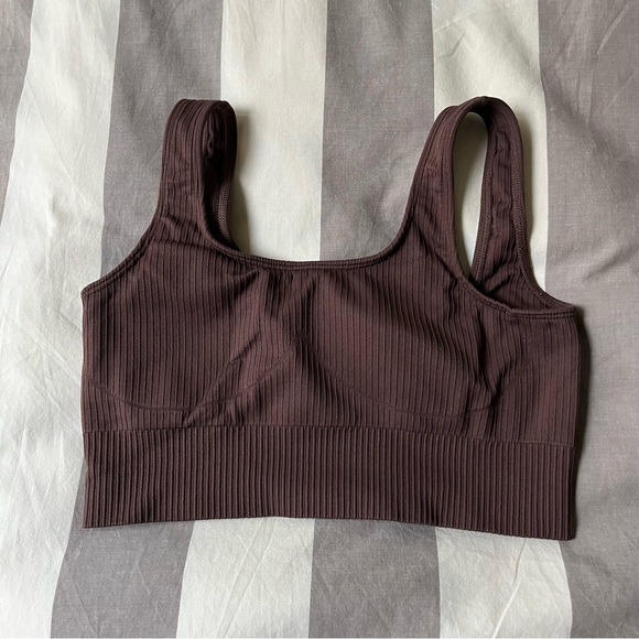 Lilas Active Brown Ribbed Padded Sports Bra - Picture 1 of 2